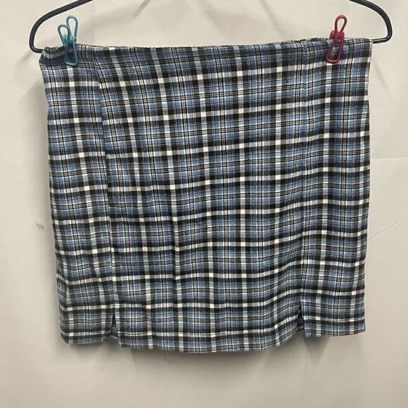 Love on a Hanger Plaid Mini - Picture 1 of 4